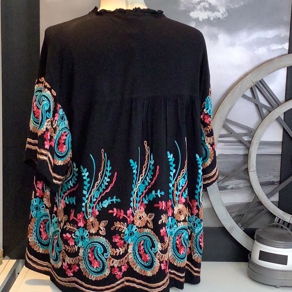 Blu Heaven By Umgee Black Boho Embroidered Top Sz M - Picture 5 of 10